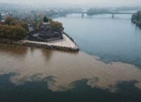 Luftaufnahme des Deutschen Ecks in Koblenz, wo die Mosel in den Rhein mündet